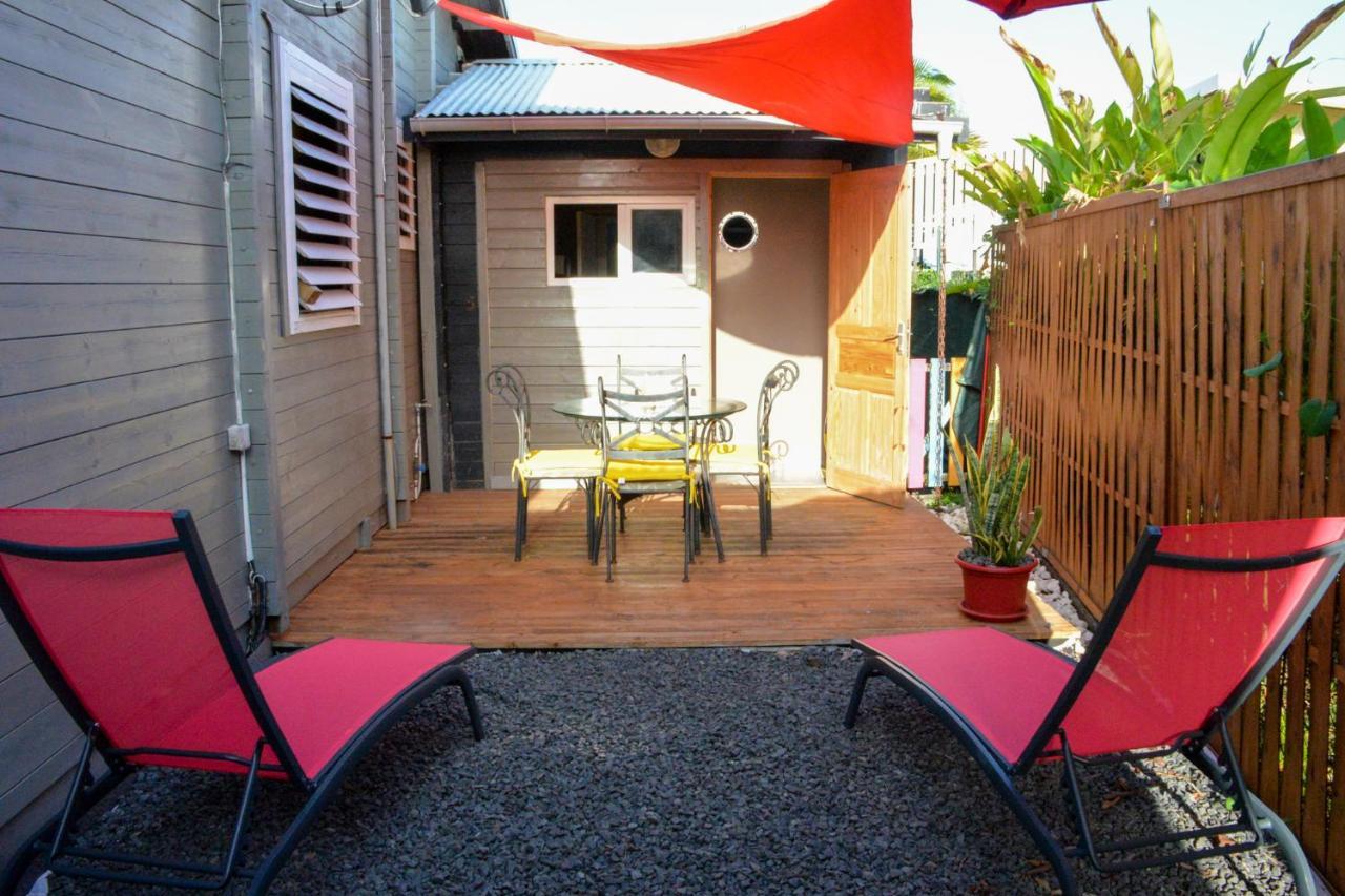 Bungalow La Perle - Jacuzzi - Piscine Saint-Francois  Exterior photo